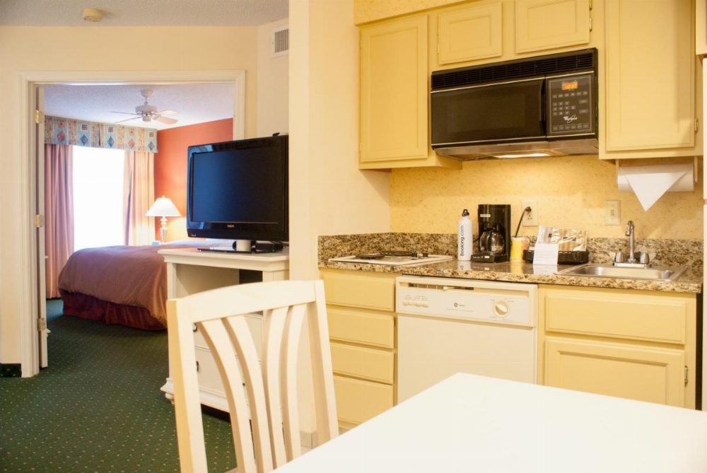 Hawthorn Suites by Wyndham Jacksonville Image 44