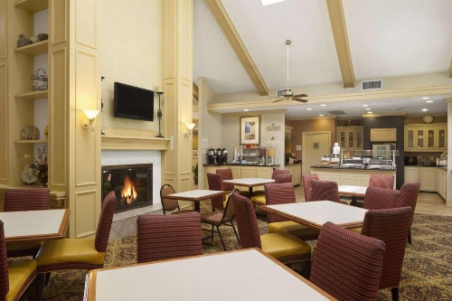 Hawthorn Suites by Wyndham Jacksonville image 73
