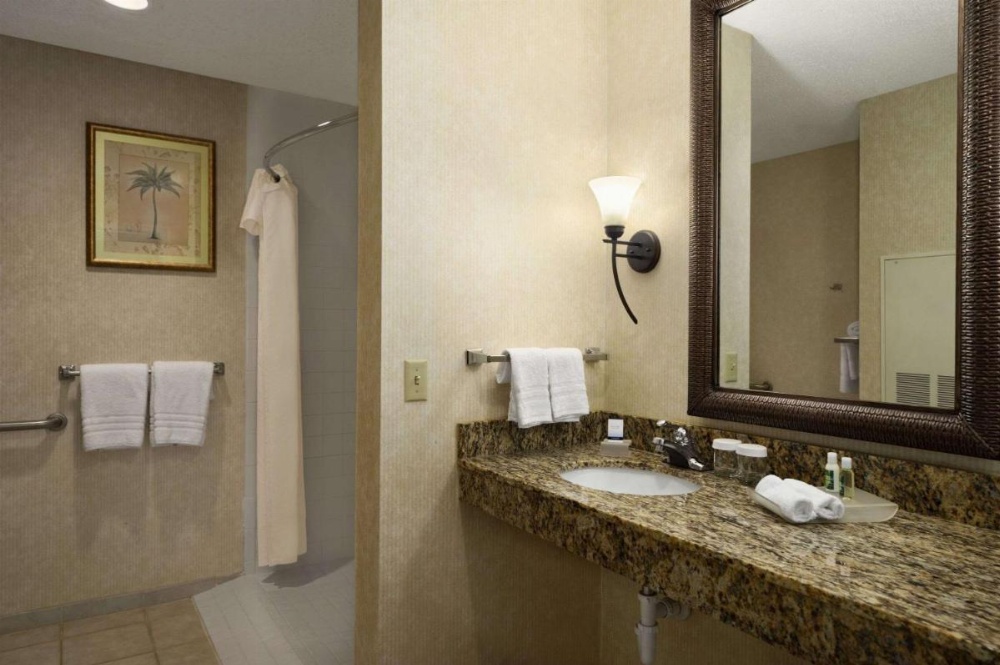 Hawthorn Suites by Wyndham Jacksonville Image 75